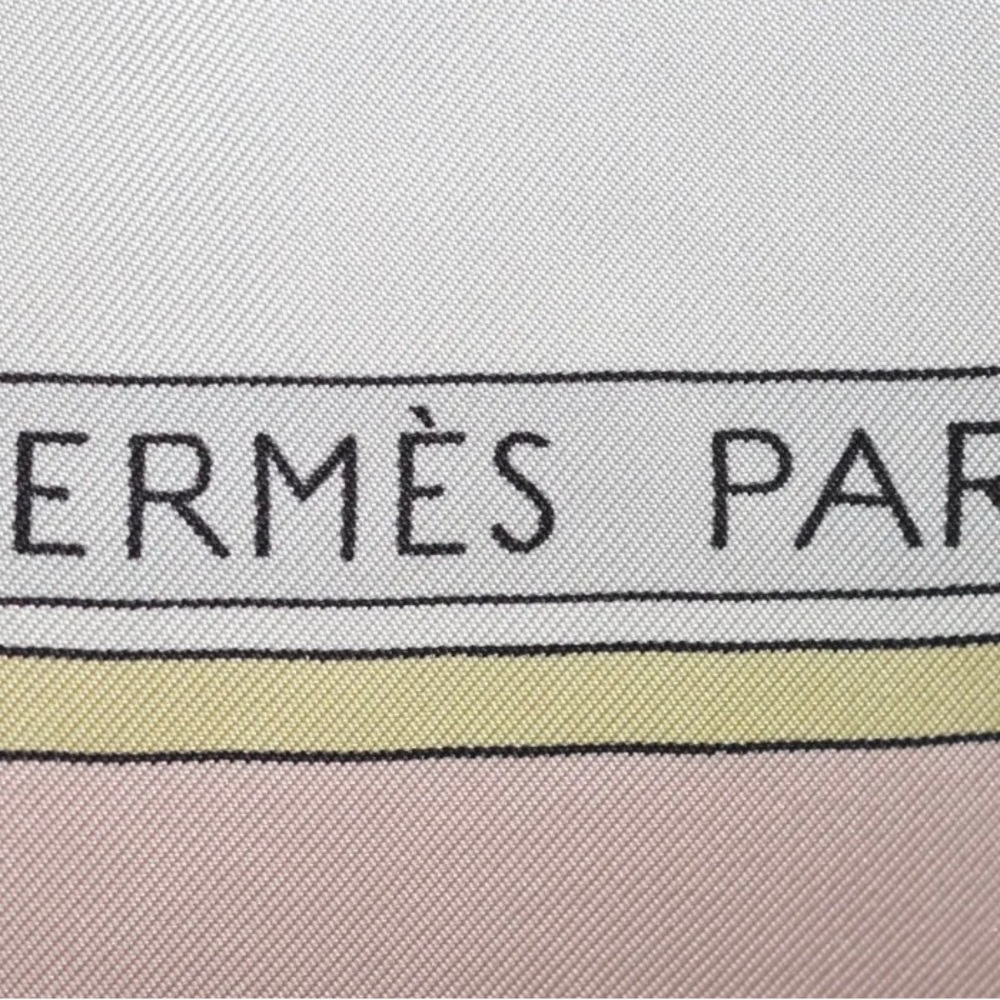 HERMES Carre 90 Scarf "LES CLES" Silk Pink - Picture 13 of 13